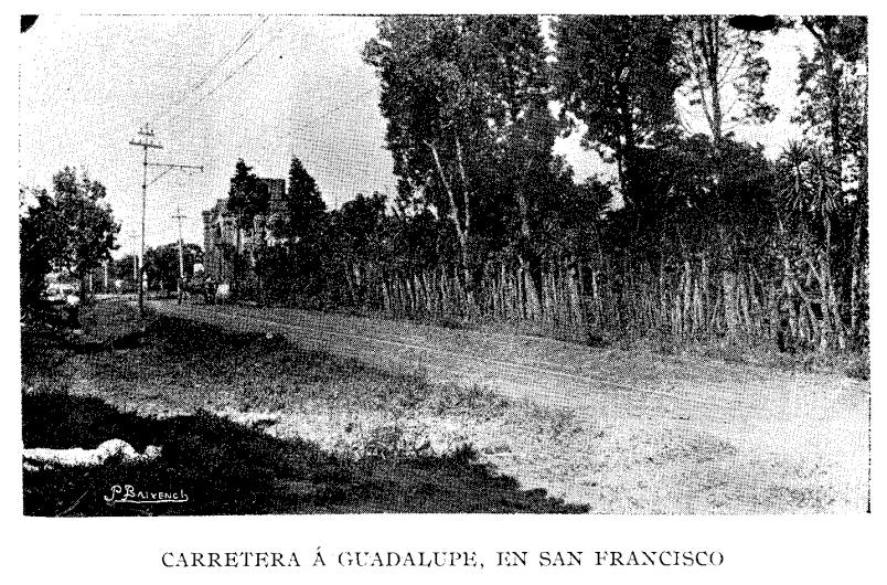 carretera-a-guadalupe-san-francisco-al-fondo-iglesia-de-ladrillo