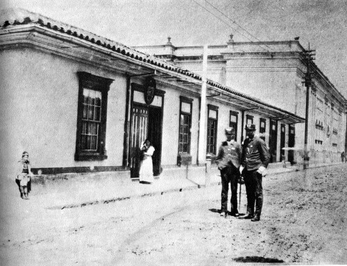 1885 Ave. 3 haica el Oeste