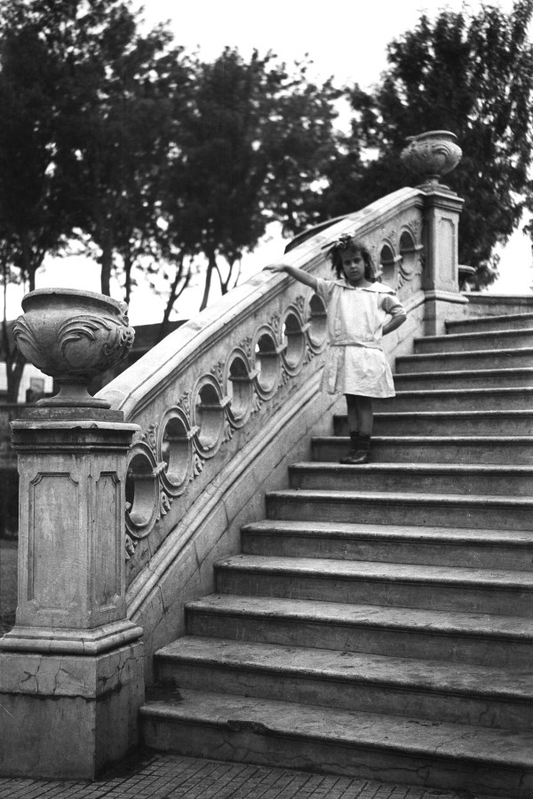 Gradas que vienen del Paseo de las Damas hacia el Parque España.